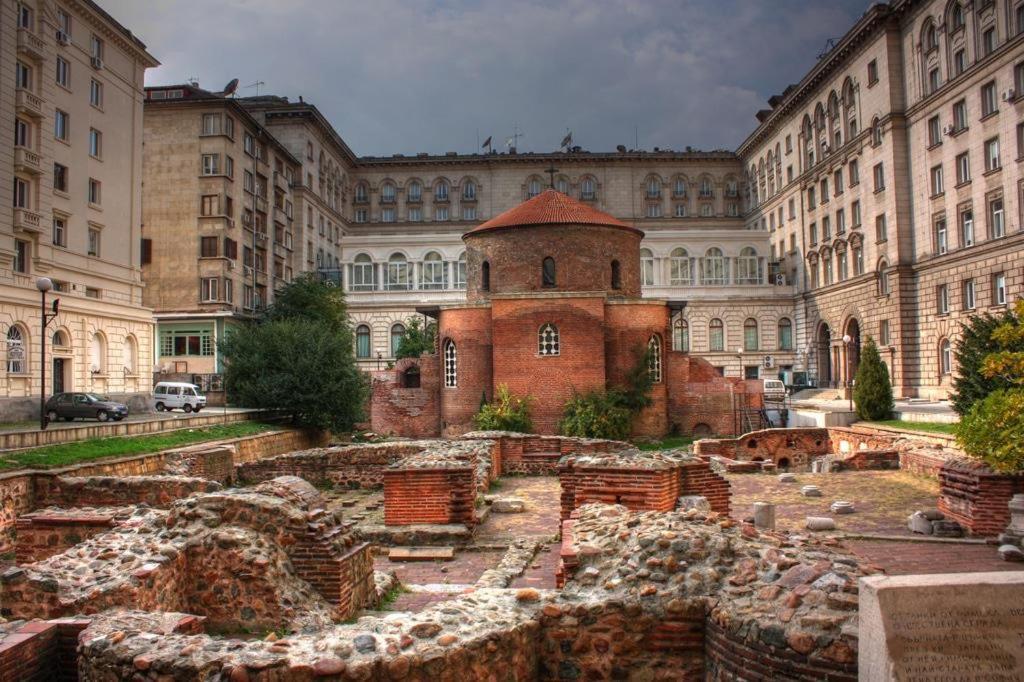 Spacious Apartment Next To South Park Просторен Апартамент До Южен Парк Top Location Sofia Buitenkant foto